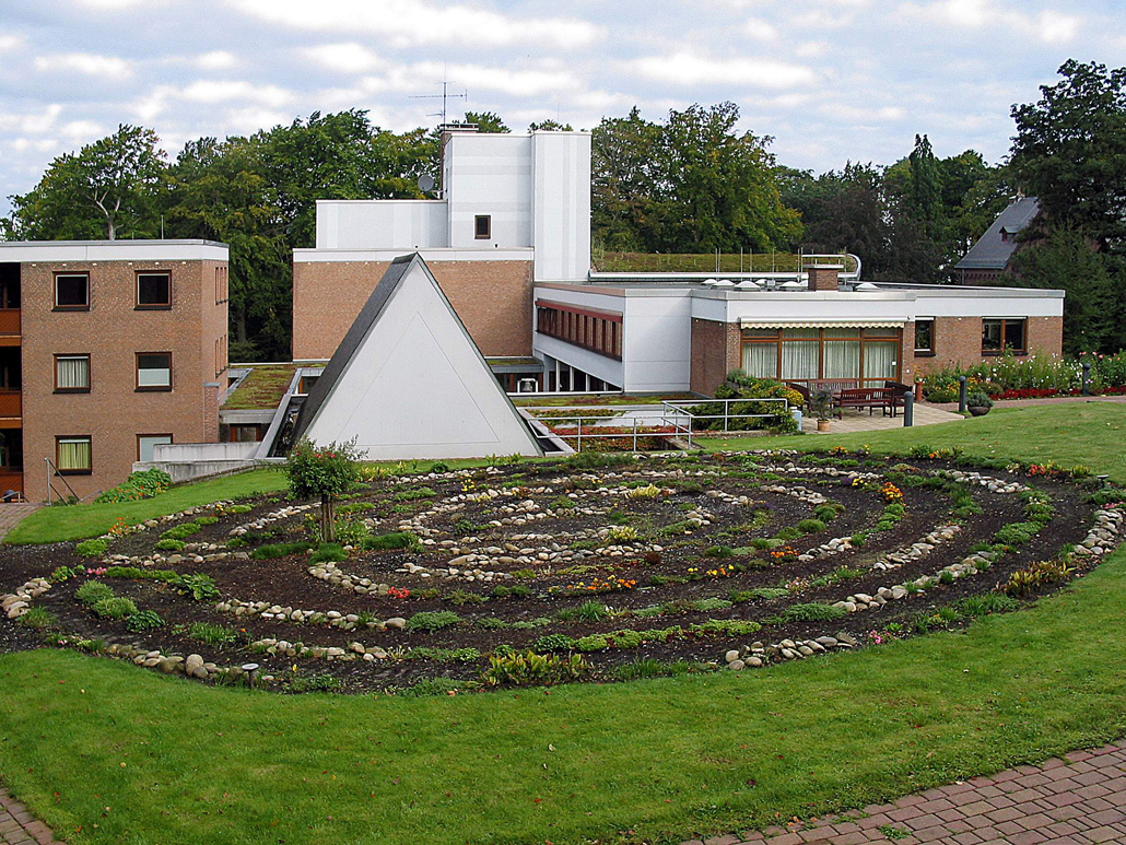 Haus der Stille - Garten mit Labyrinth